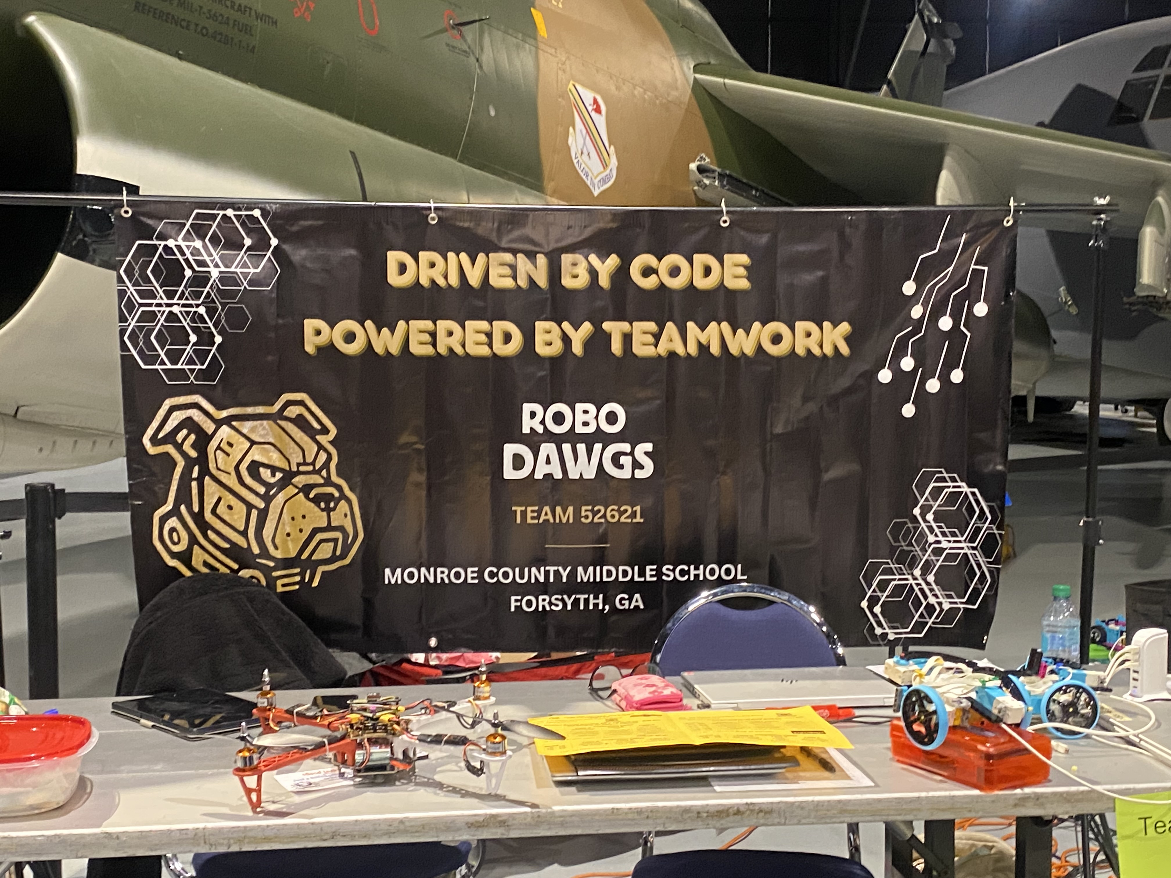 Robo Dawgs robotics banner made and donated by Crab Apple Orchards Customs.